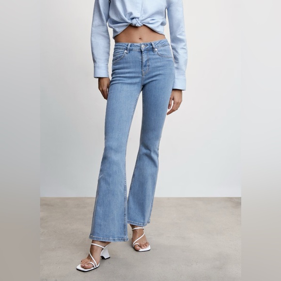 NWT Mango Outlet Medium-rise Flared Jeans - Picture 2 of 3